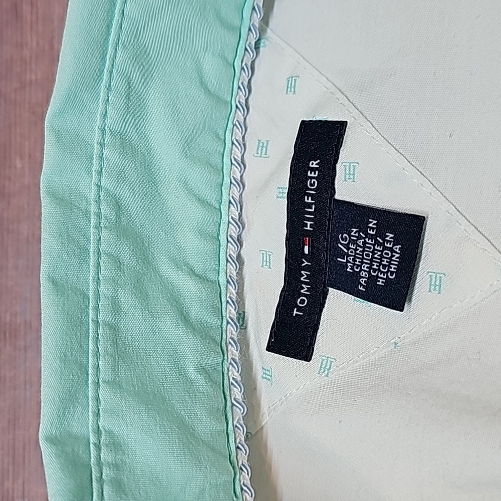 NEW TOMMY HILFIGER WHITE & GREEN LONG SLEEVE BUTTON-UP BLOUSE - Picture 12 of 16